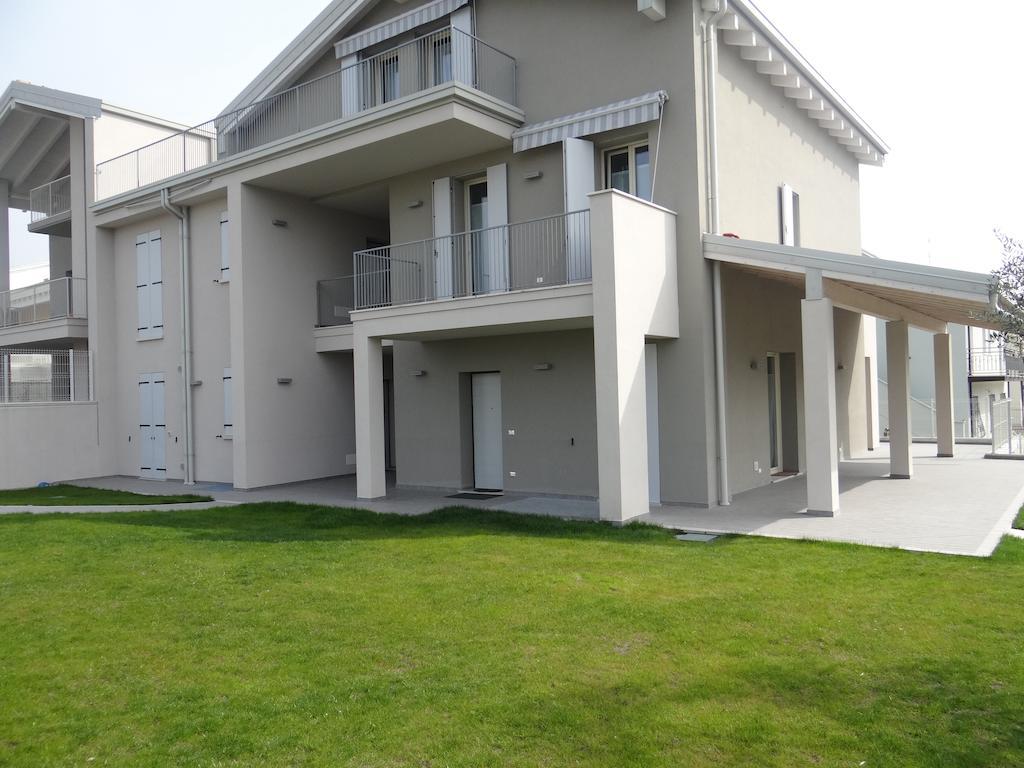 Nuovo Laghetto Del Frassino Hotel Пескиера дел Гарда Екстериор снимка