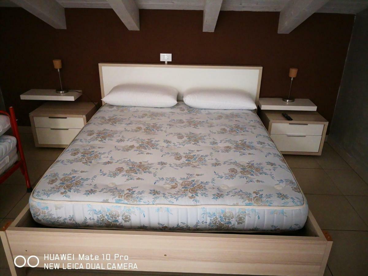 Nuovo Laghetto Del Frassino Hotel Пескиера дел Гарда Екстериор снимка