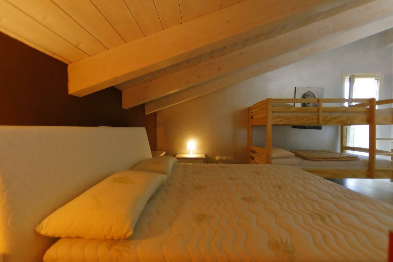 Nuovo Laghetto Del Frassino Hotel Пескиера дел Гарда Екстериор снимка